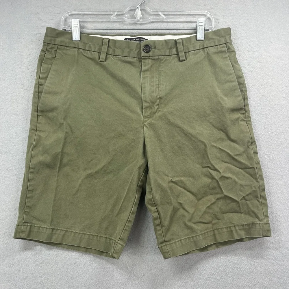 Banana Republic Shorts Mens 33 Green Aiden Chino Cotton Casual Classic Summer